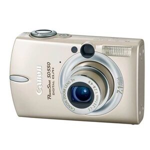 Canon PowerShot SD550 Digital Camera